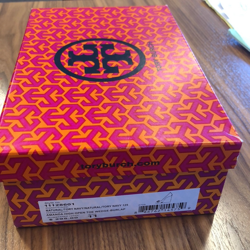 Tory Burch box